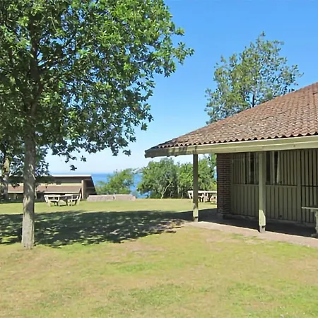 2 Bedroom Awesome In * Allinge-Sandvig