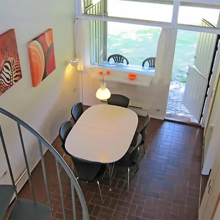 2 Bedroom Awesome In Διαμέρισμα *